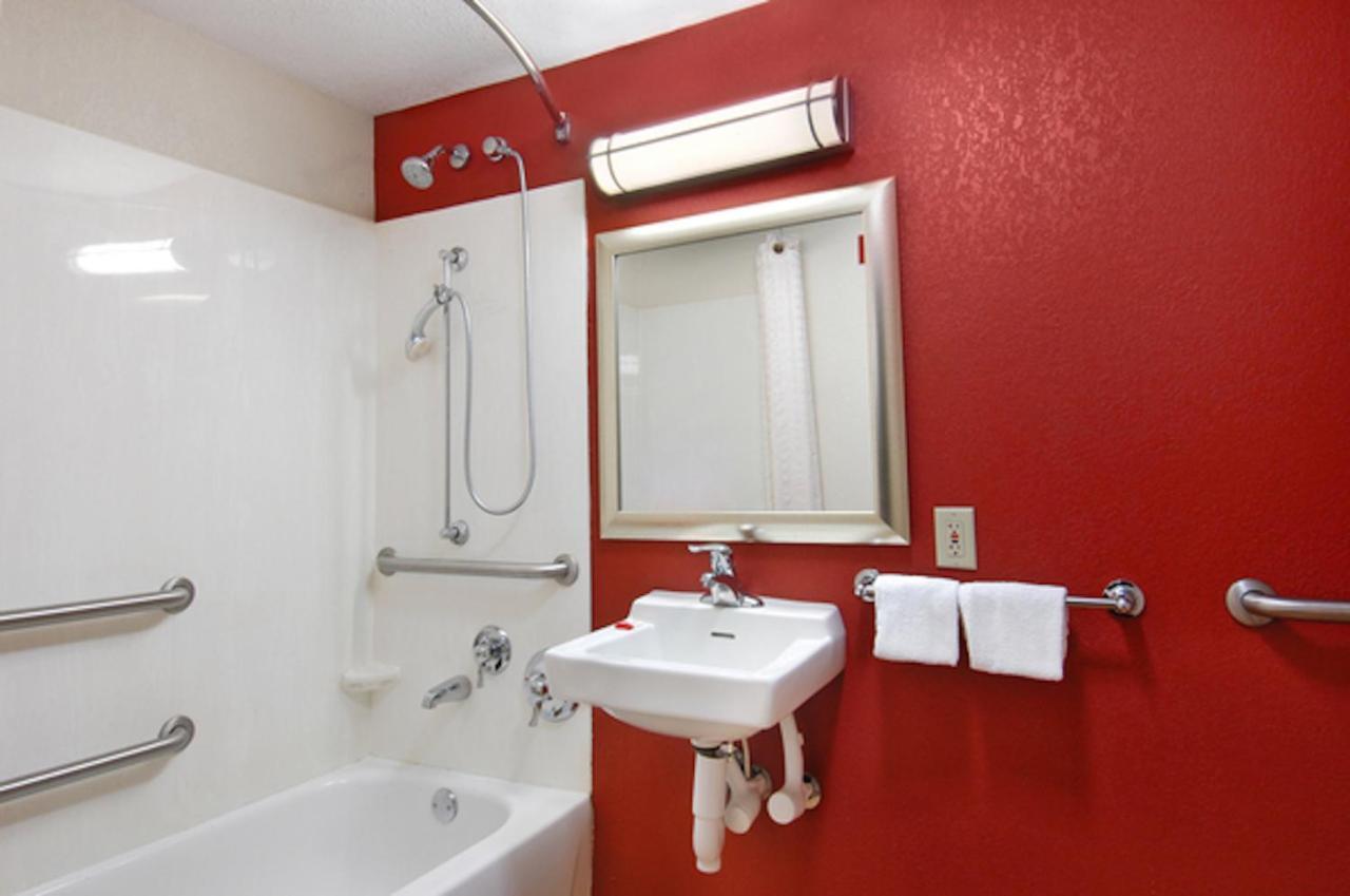 Red Roof Inn Plus+ Statesville Exterior photo