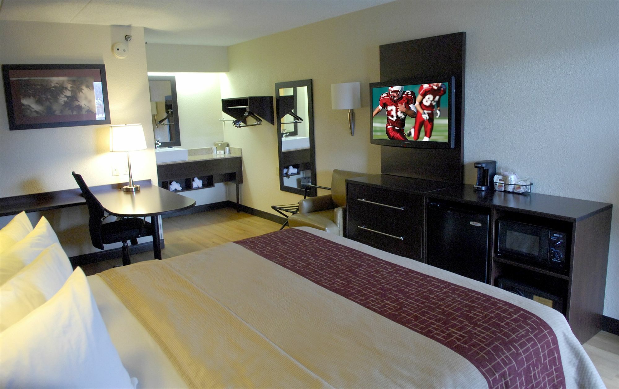 Red Roof Inn Plus+ Statesville Exterior photo